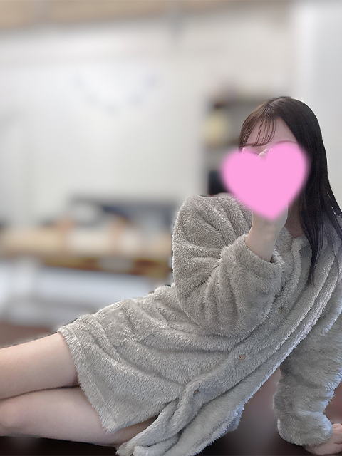 舞い降りた天使のような可憐ビジュアル
